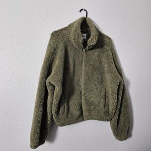 AE Cozy Olive Green Sherpa Jacket Sz Xs/S